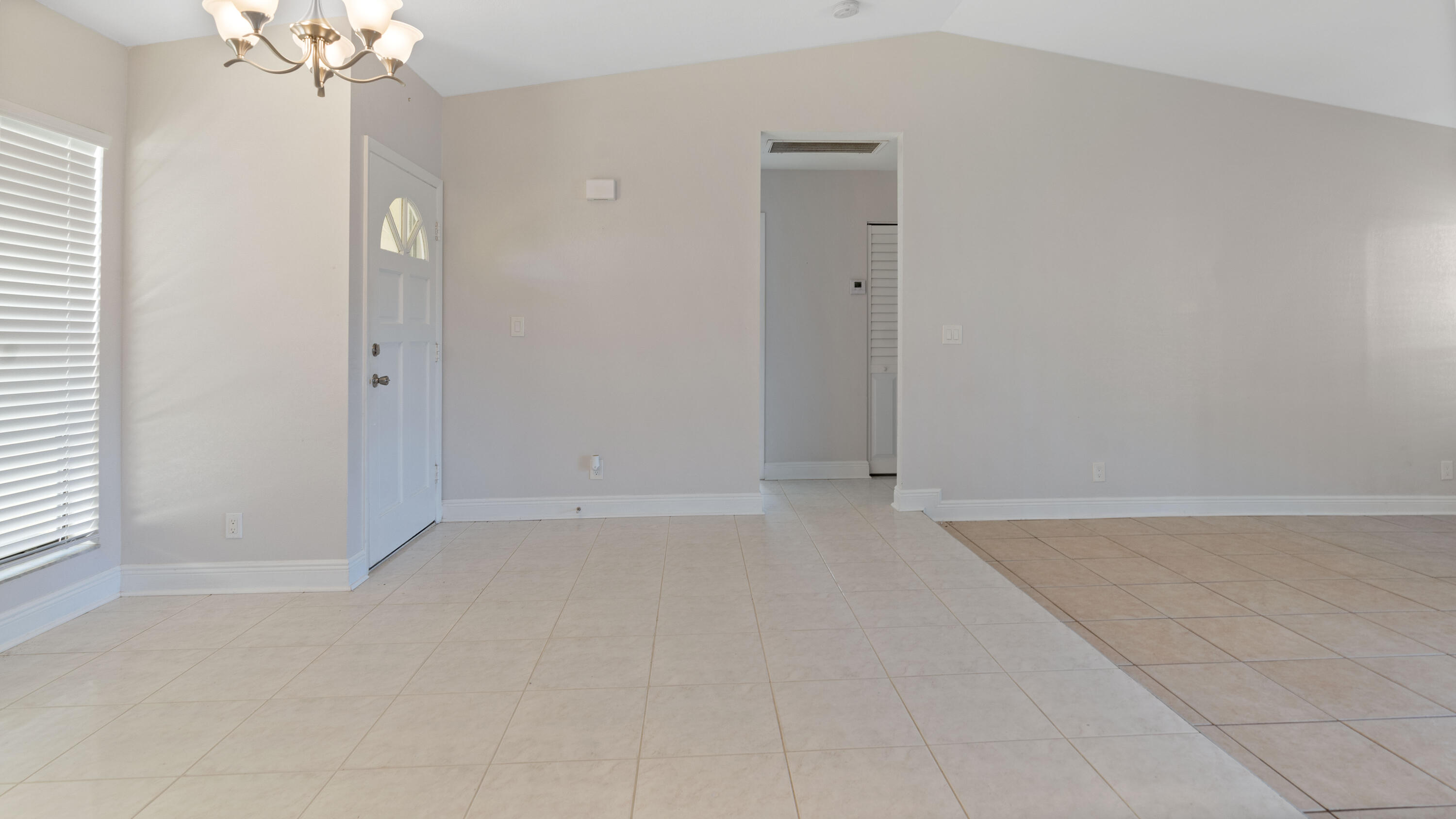6289 Michael Street Jupiter, FL 33458 - Photo 20 of 37 6289 - 022