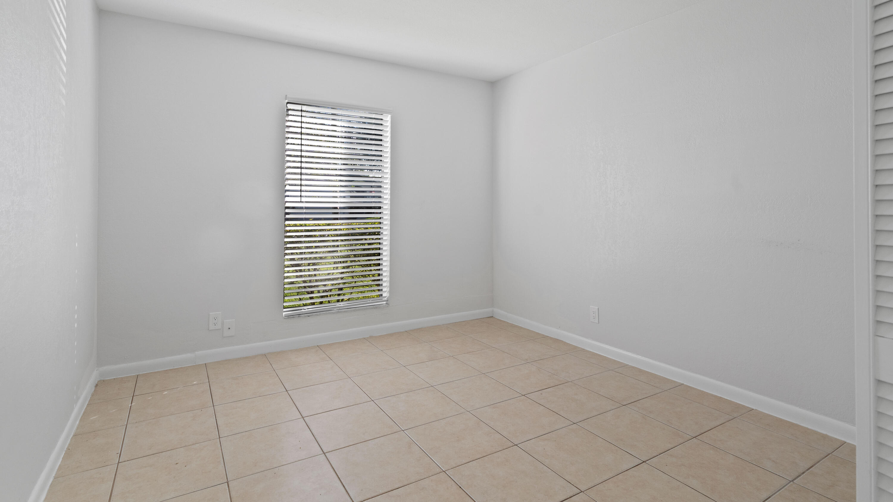 6289 Michael Street Jupiter, FL 33458 - Photo 21 of 37 6289 - 023