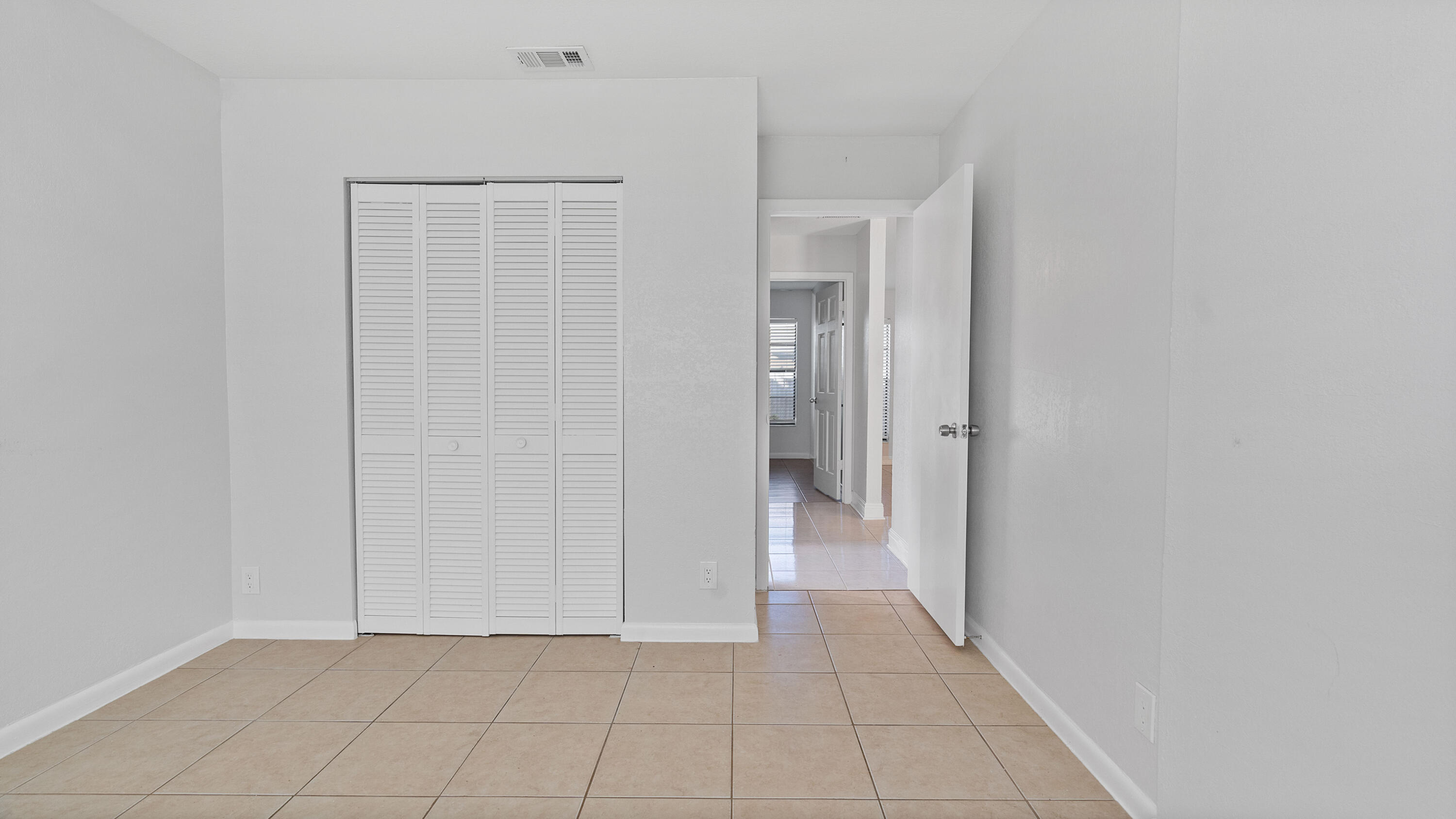 6289 Michael Street Jupiter, FL 33458 - Photo 24 of 37 6289 - 026
