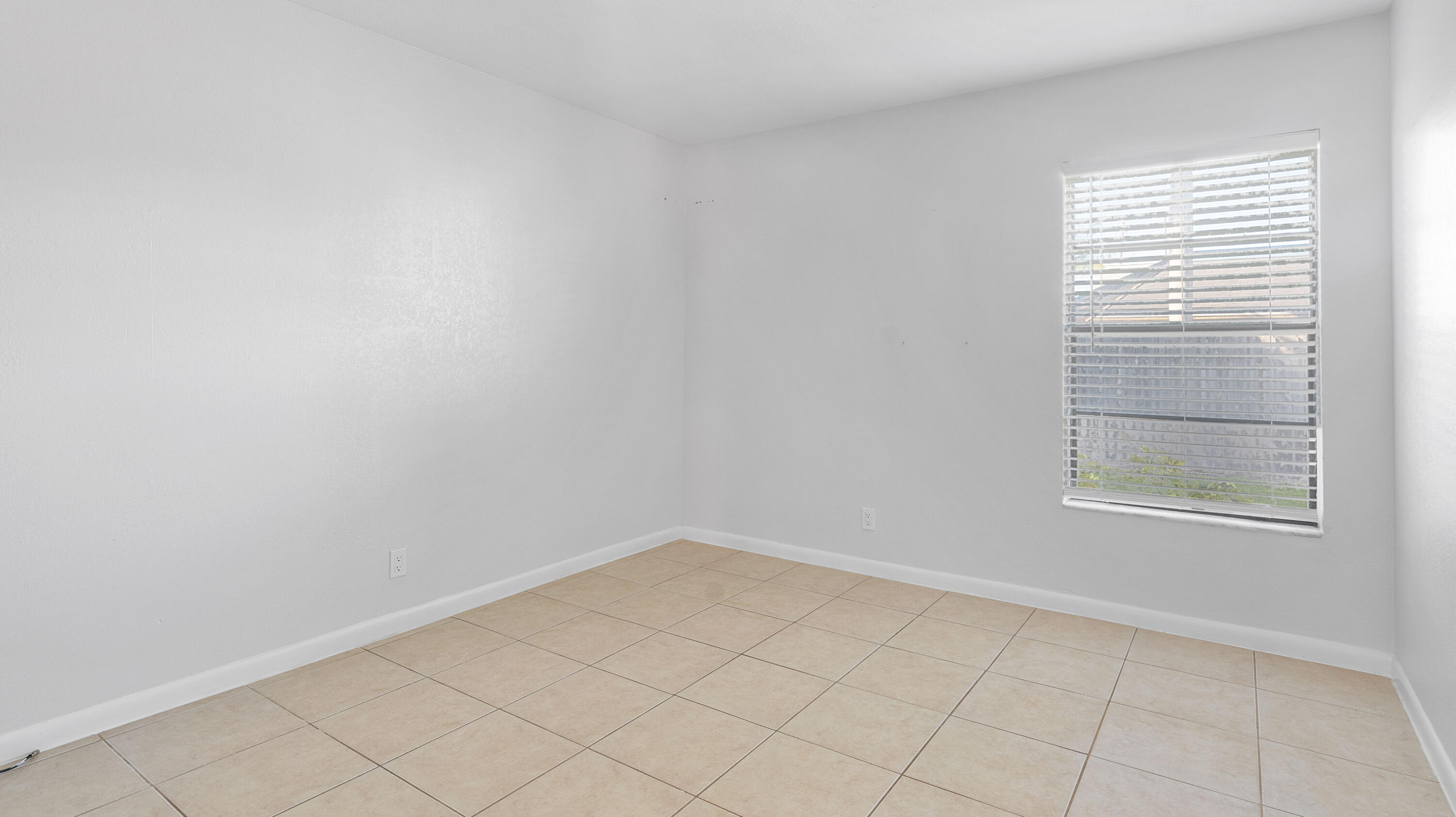 6289 Michael Street Jupiter, FL 33458 - Photo 27 of 37 6289 - 030