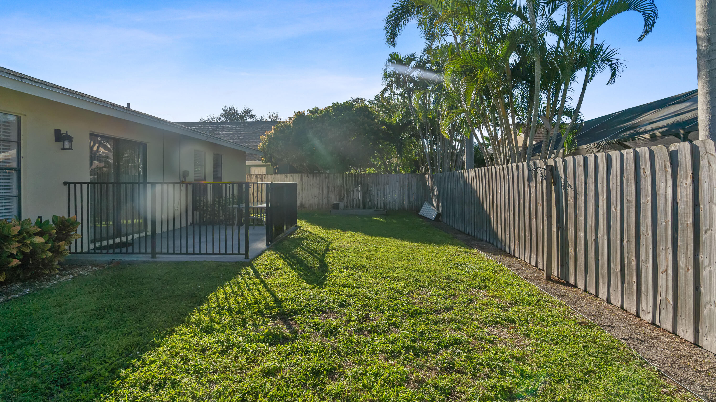 6289 Michael Street Jupiter, FL 33458 - Photo 36 of 37 6289 - 047