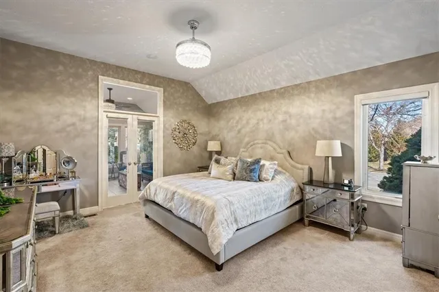 $640,000 | 11812 South Carriage Road, Olathe, KS 66062