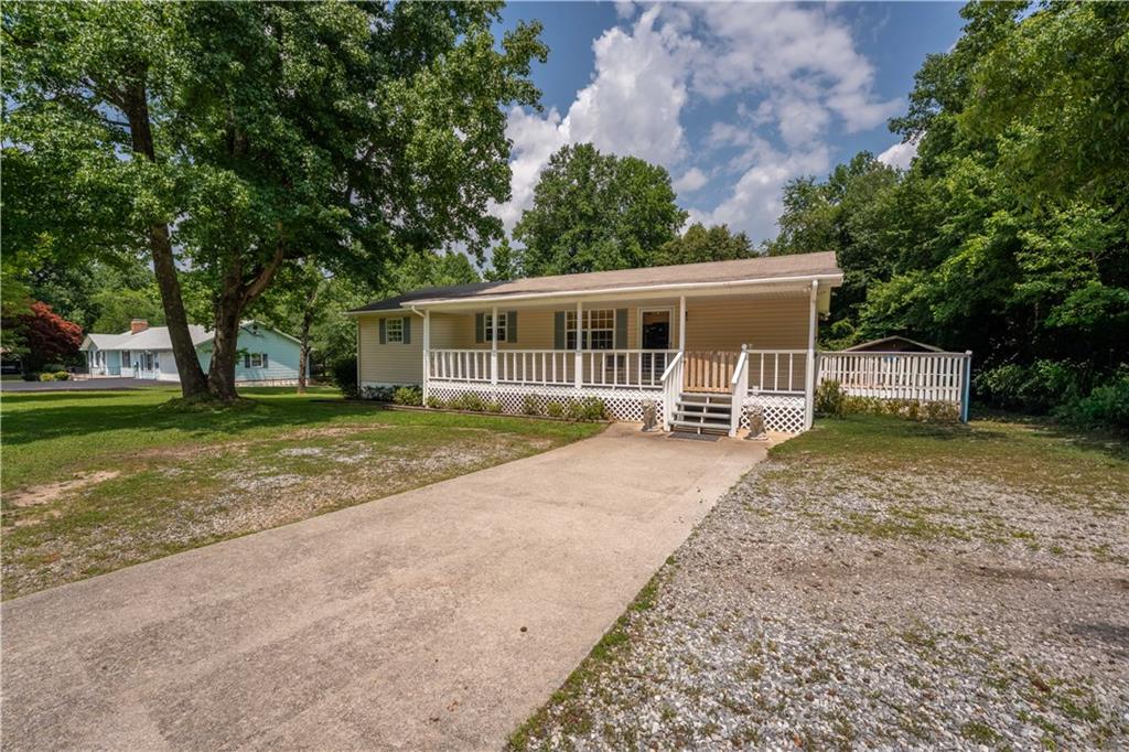 134 Asbestos Road Cleveland, GA 30528 - Photo 3 of 51