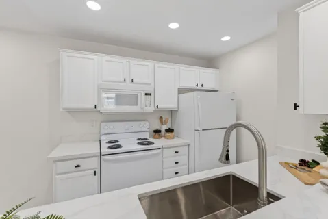 $399,000 | 37264 Spruce Terrace, Fremont, CA 94536