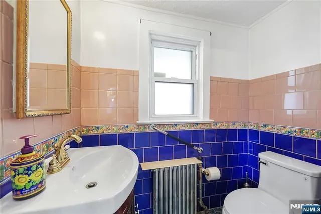 $945,000 | 570 Winterburn Grove, Cliffside Park, NJ 07010