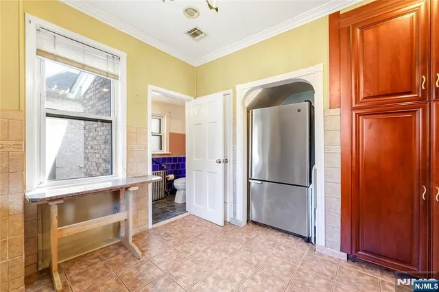 $945,000 | 570 Winterburn Grove, Cliffside Park, NJ 07010