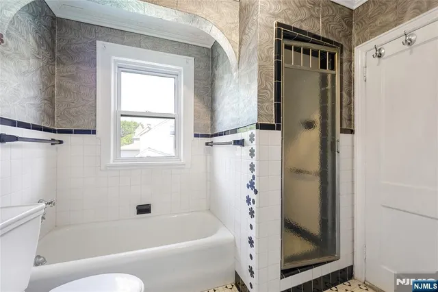 $945,000 | 570 Winterburn Grove, Cliffside Park, NJ 07010