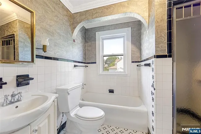 $945,000 | 570 Winterburn Grove, Cliffside Park, NJ 07010