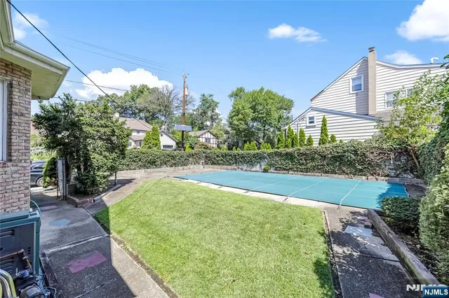 $945,000 | 570 Winterburn Grove, Cliffside Park, NJ 07010
