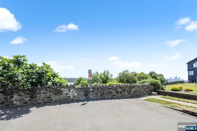 $945,000 | 570 Winterburn Grove, Cliffside Park, NJ 07010