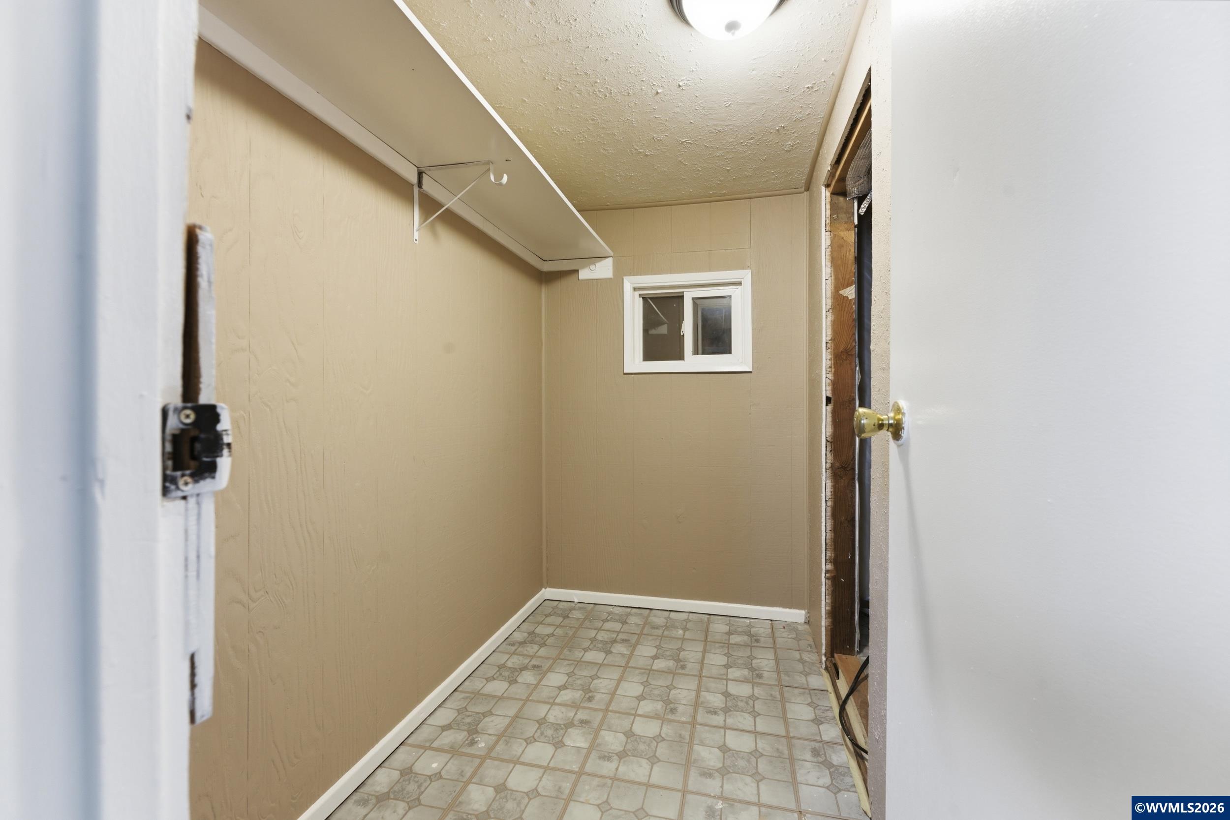 2375 Porter Street Lebanon, OR 97355 - Photo 14 of 32