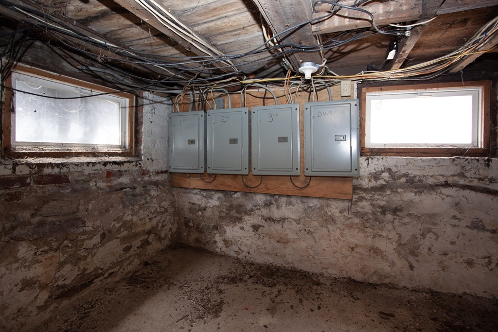 66 Cutler Street Worcester, MA 01604 - Photo 24 of 27 a view of a garage