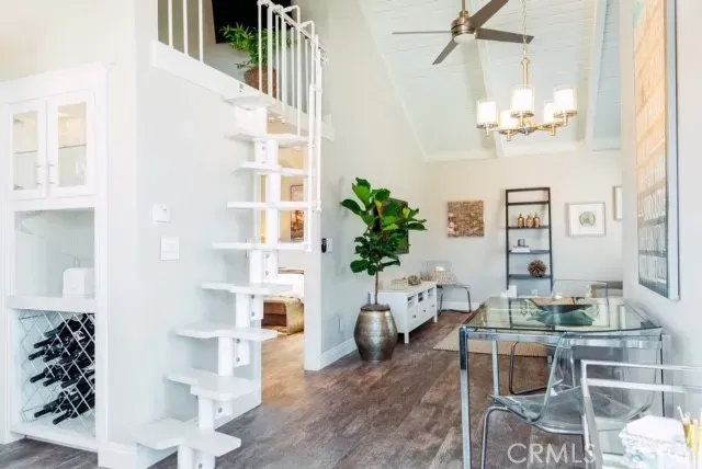 $6,500 | 707 Heliotrope Avenue, Corona del Mar, CA 92625