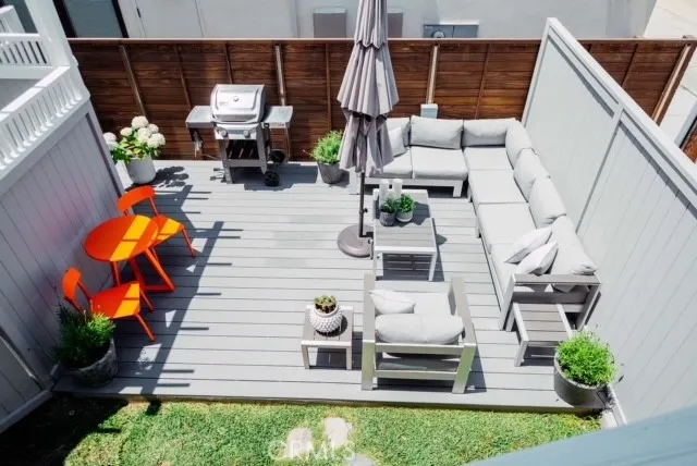 707 Heliotrope Avenue Corona del Mar, CA 92625 - Photo 7 of 21