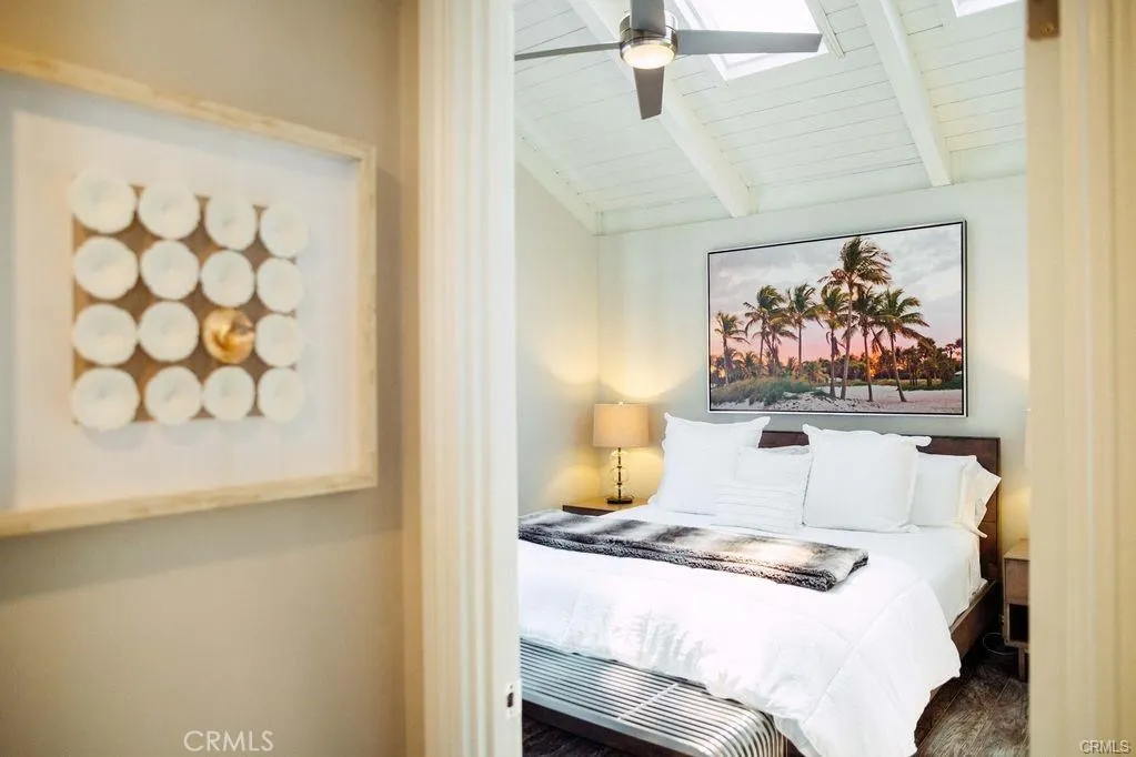 707 Heliotrope Avenue Corona del Mar, CA 92625 - Photo 10 of 21