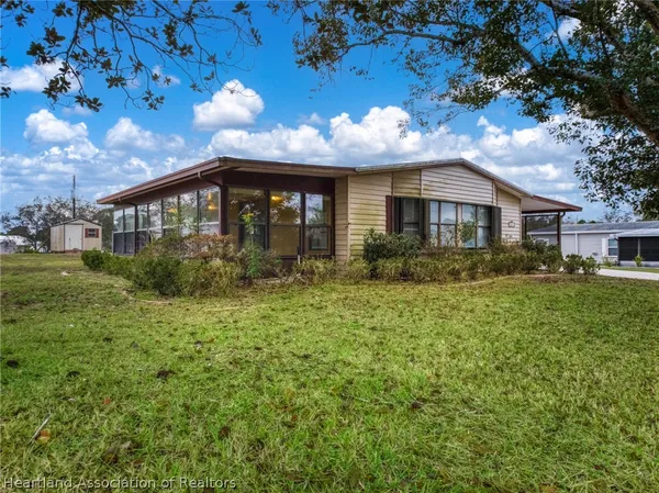 $1,700 | 247 Hickory Ridge Drive, Sebring, FL 33876