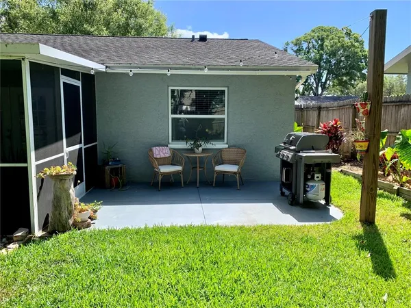 $2,800 | 548 Macleod Terrace, Dunedin, FL 34698