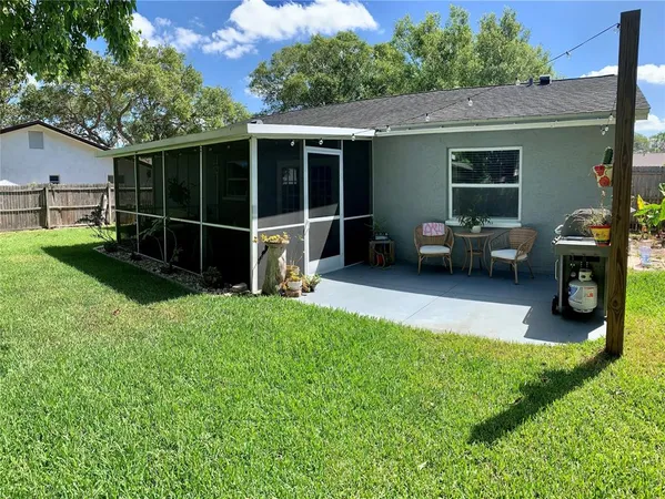 $2,800 | 548 Macleod Terrace, Dunedin, FL 34698