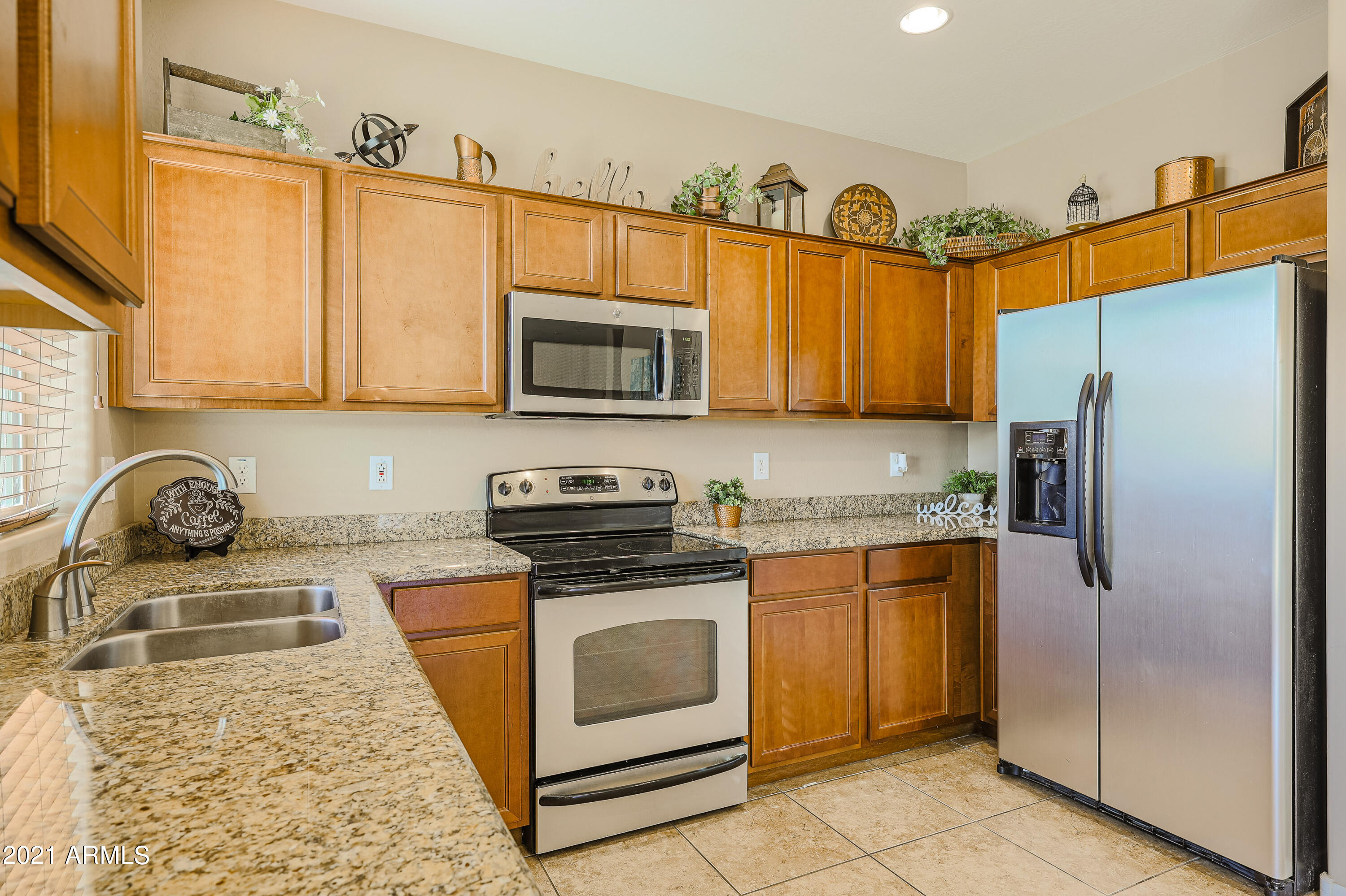 4117 West Coles Road Laveen, AZ 85339 - Photo 12 of 33 KITCHEN