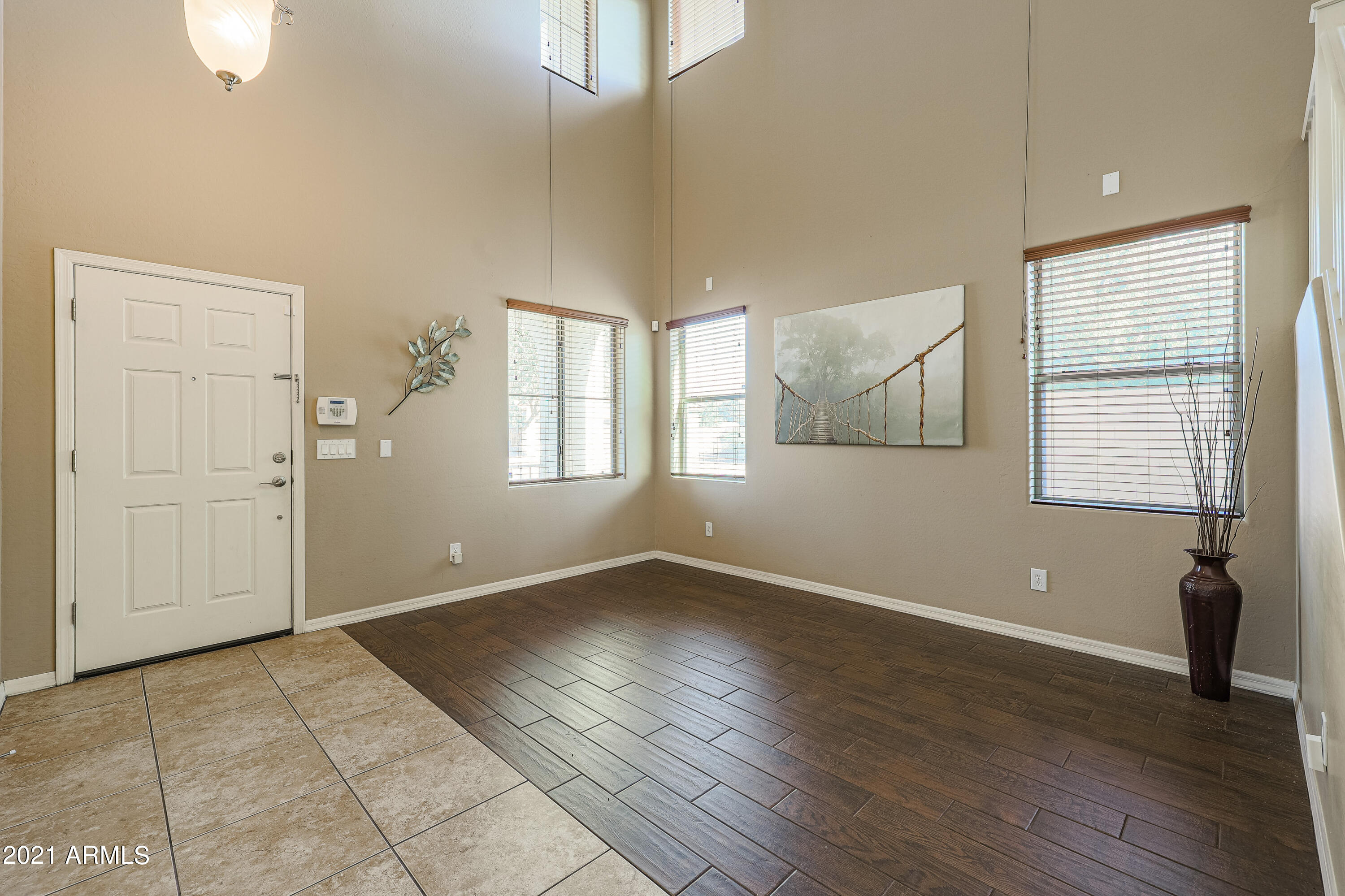 4117 West Coles Road Laveen, AZ 85339 - Photo 3 of 33 FRONT LIVING ROOM
