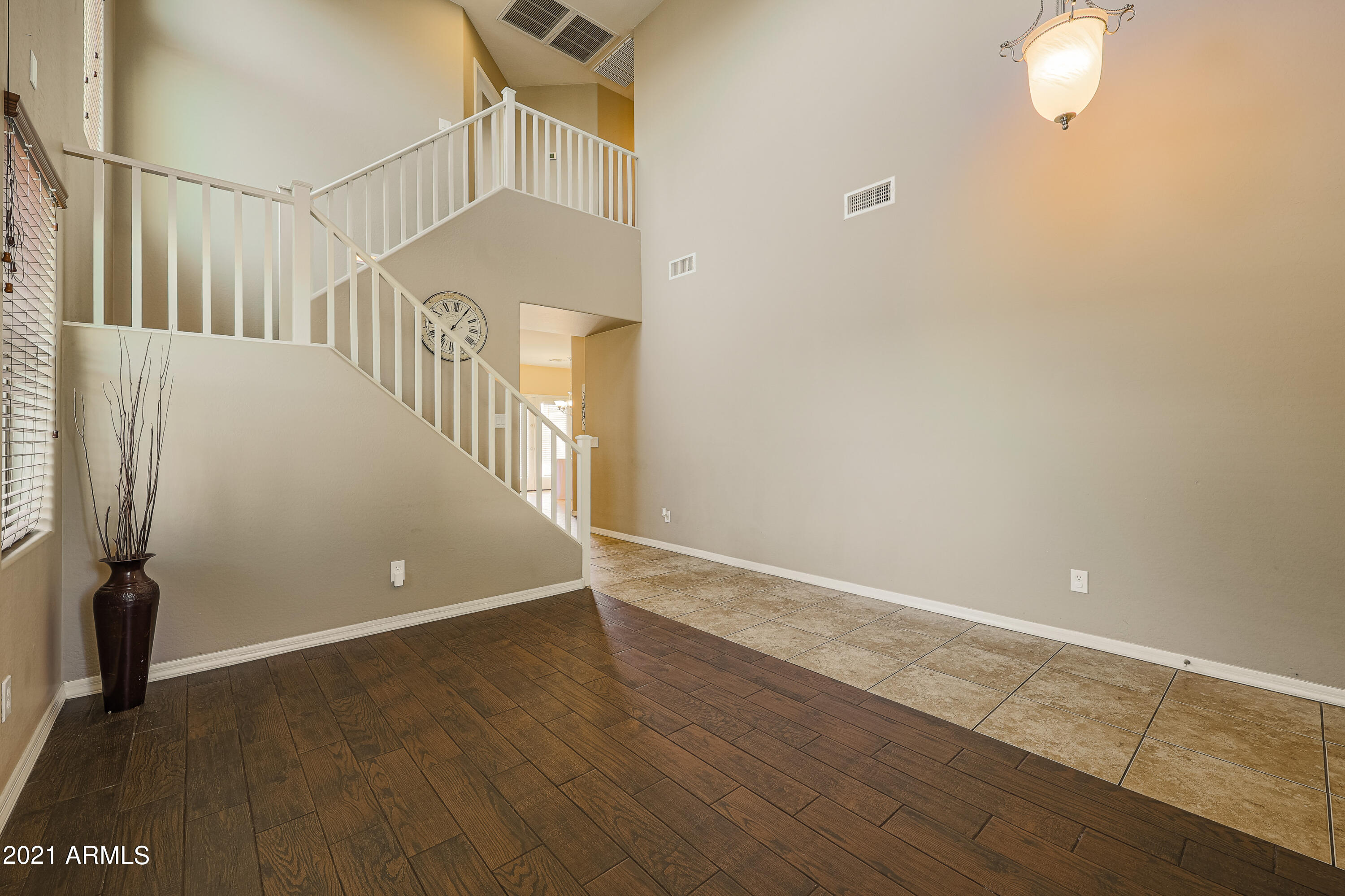 4117 West Coles Road Laveen, AZ 85339 - Photo 4 of 33 FRONT LIVING ROOM