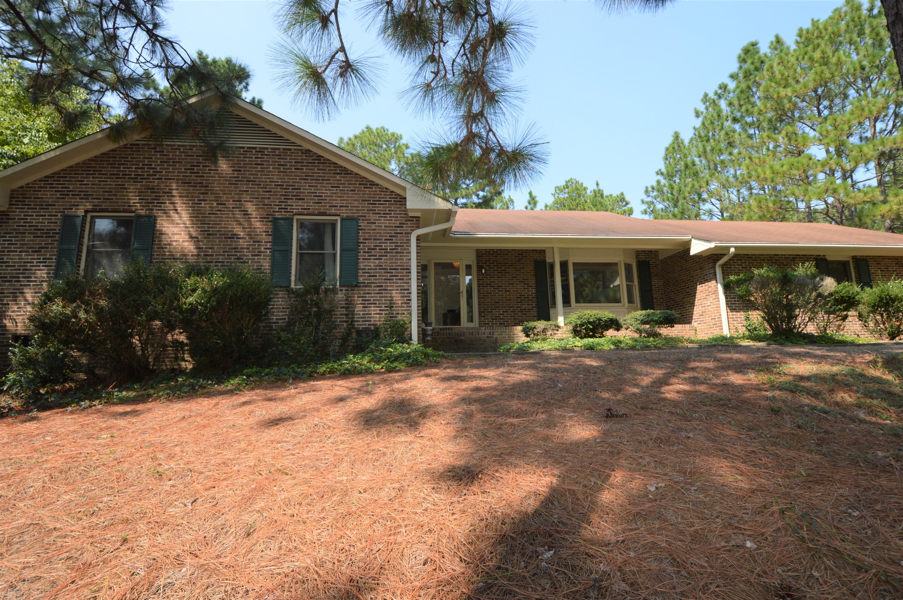 295 Fieldcrest Road Southern Pines, NC 28387 - Photo 3 of 25 DSC_0143