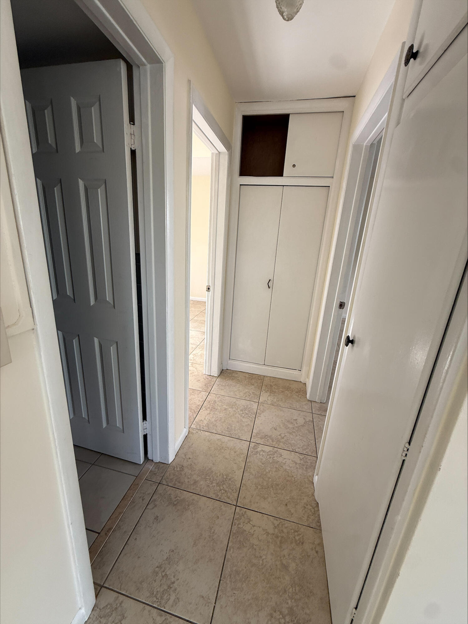 220 Inlet Way, Unit 3 Palm Beach Shores, FL 33404 - Photo 9 of 16 a view of an entryway door