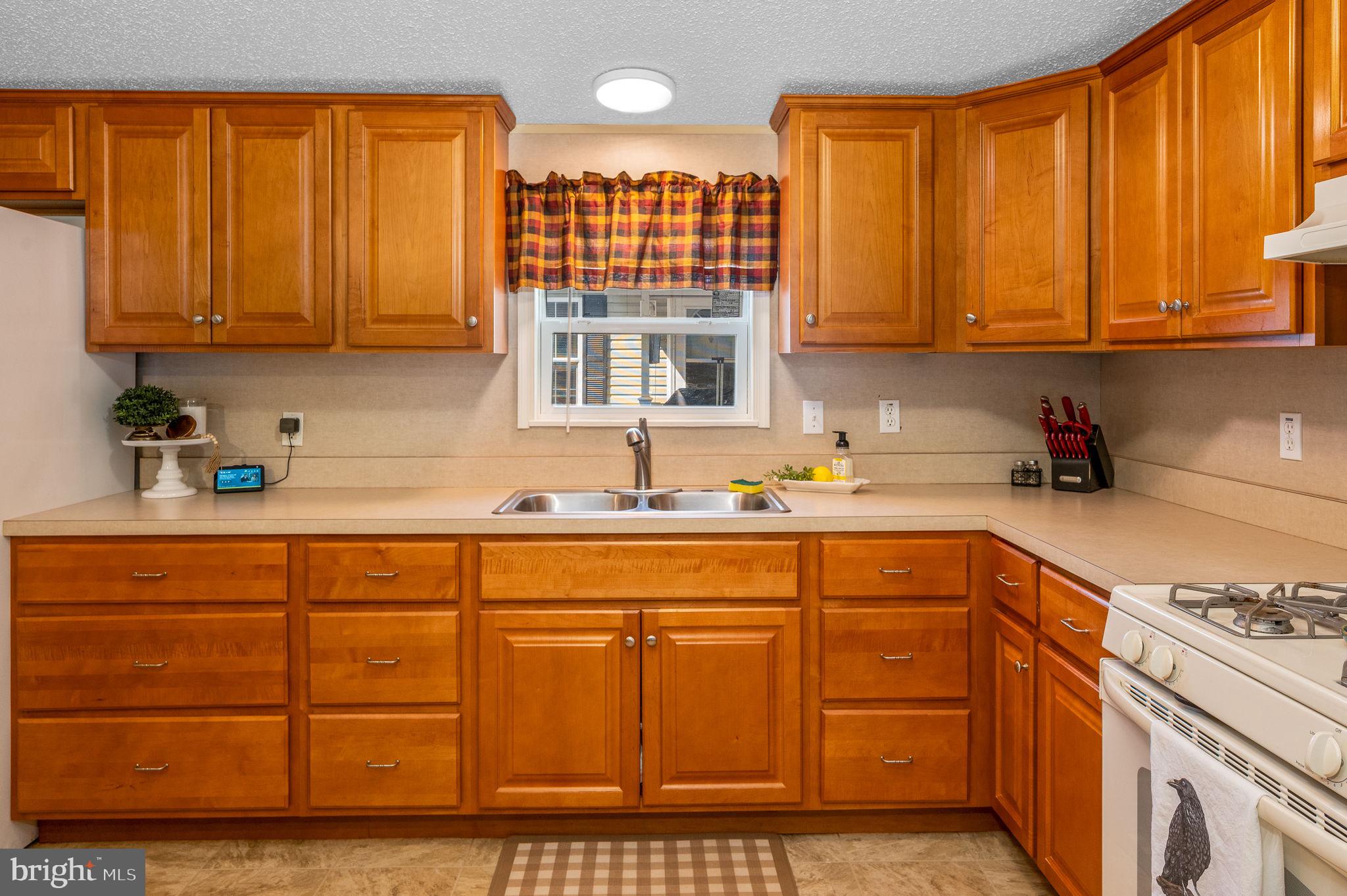 49 Christy Lane Lititz, PA 17543 - Photo 8 of 21 Gallery Image 8