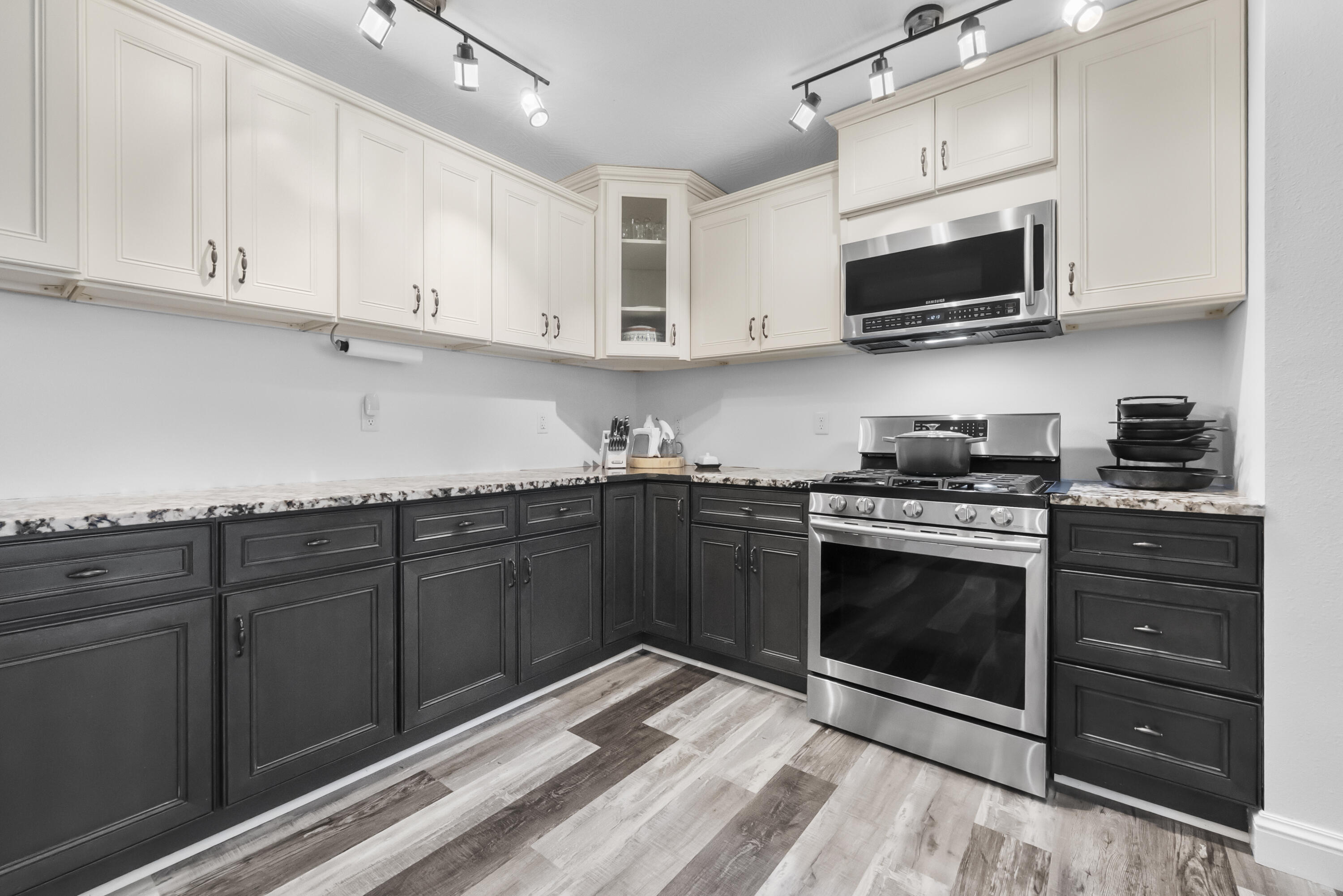 2335 East 485th Road Half Way, MO 65663 - Photo 18 of 64 DSC03891