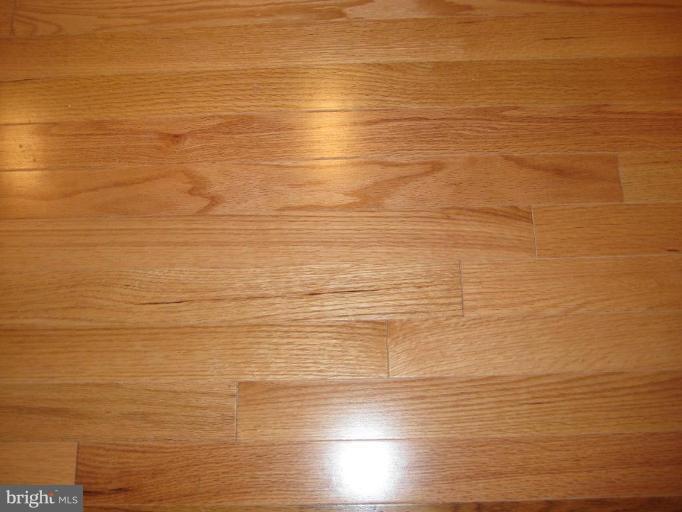 6709 Stanton Road Hyattsville, MD 20784 - Photo 18 of 18 Oak Hardwood Flooring