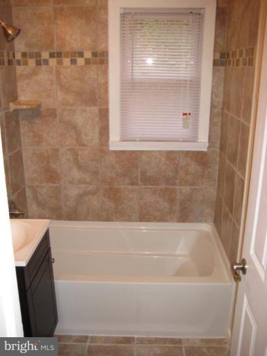6709 Stanton Road Hyattsville, MD 20784 - Photo 7 of 18 Bath #2