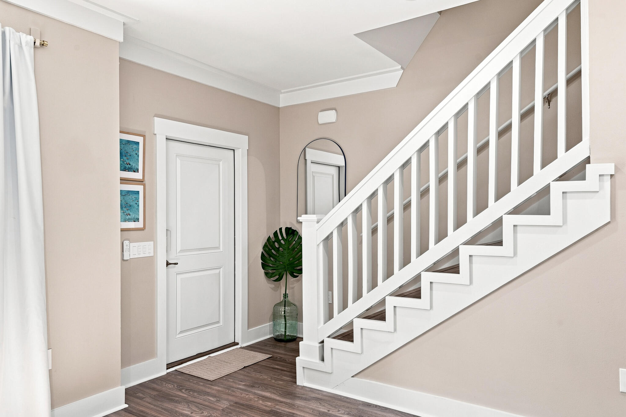 64 North Sand Palm Road Freeport, FL 32439 - Photo 6 of 23 Entry + Staircase
