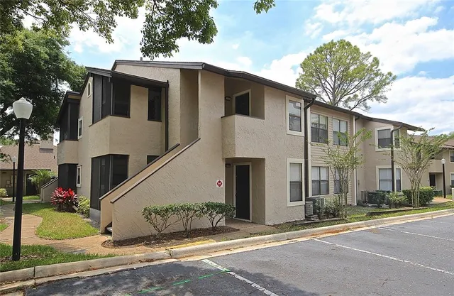 $1,370 | 2905 Antique Oaks Circle, Unit 4, Winter Park, FL 32792