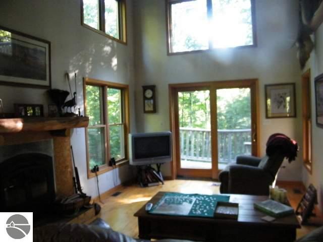 3155 King Road East Jordan, MI 49727 - Photo 12 of 25 1737294-11.JPG