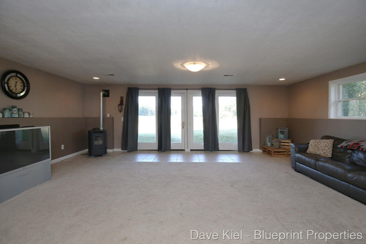 4800 Cooper Road Dowling, MI 49050 - Photo 2 of 28 IMG_4803