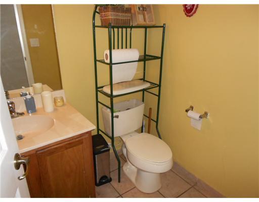 1060 Center Stone Lane Riviera Beach, FL 33404 - Photo 9 of 13 Additional Photo