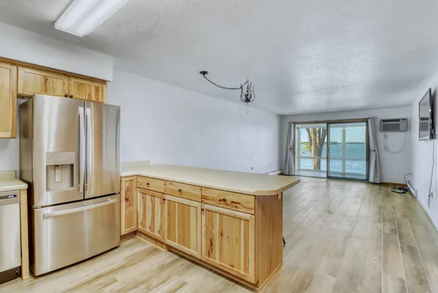 $385,000 | 315 Park Lake Boulevard, Unit 207, Detroit Lakes, MN 56501