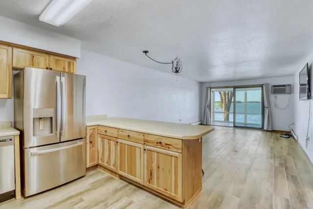 $385,000 | 315 Park Lake Boulevard, Unit 207, Detroit Lakes, MN 56501