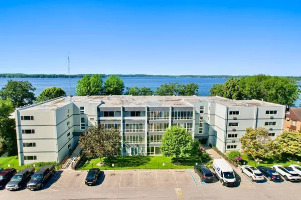 $385,000 | 315 Park Lake Boulevard, Unit 207, Detroit Lakes, MN 56501