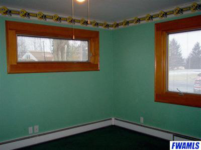 1914 North Meridian Road Huntington, IN 46750 - Photo 11 of 15 Gallery Image 11