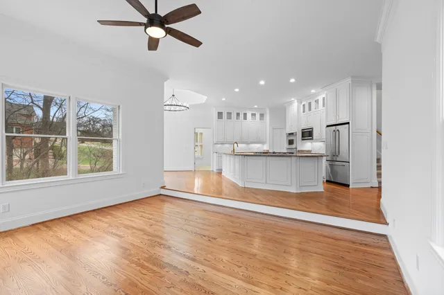 $2,399,900 | 828 Woodburn Drive, Brentwood, TN 37027