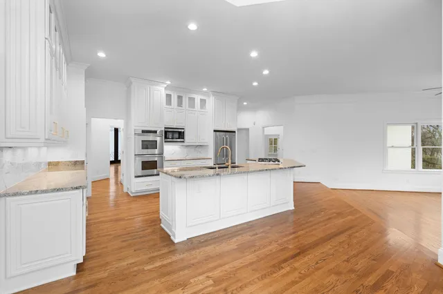 $2,399,900 | 828 Woodburn Drive, Brentwood, TN 37027