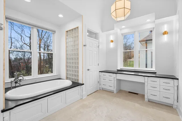 $2,399,900 | 828 Woodburn Drive, Brentwood, TN 37027