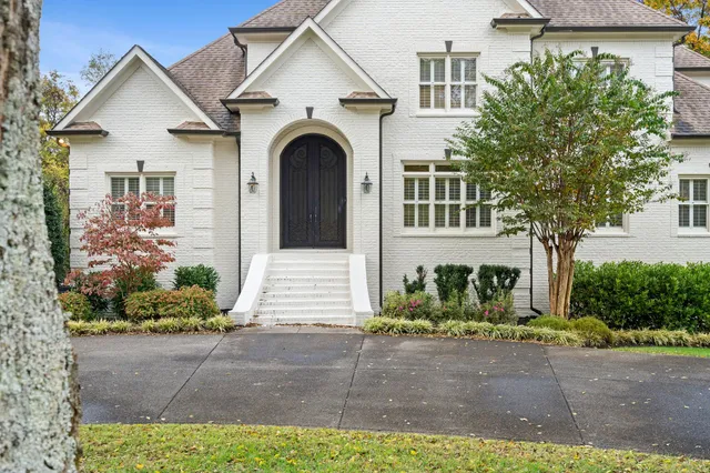 $2,399,900 | 828 Woodburn Drive, Brentwood, TN 37027