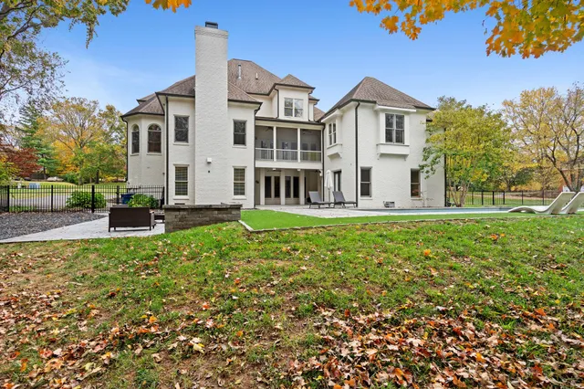 $2,399,900 | 828 Woodburn Drive, Brentwood, TN 37027