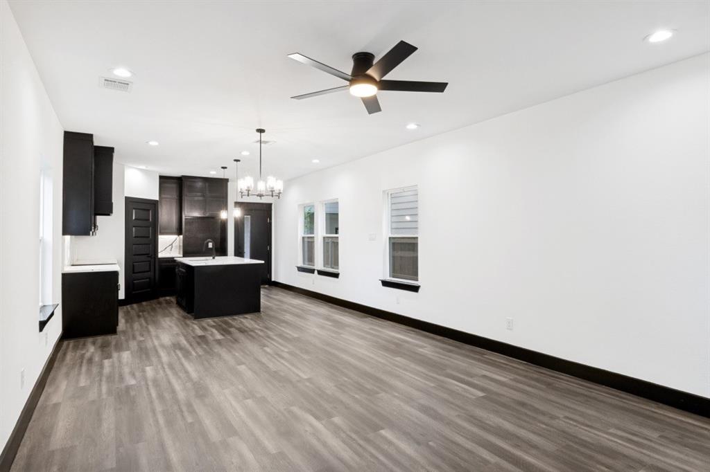 2420 Starks Avenue Dallas, TX 75215 - Photo 7 of 25