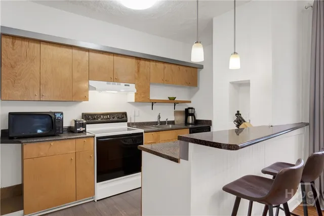 $675,000 | 117 Lincoln Street, Unit 4A, Savannah, GA 31401