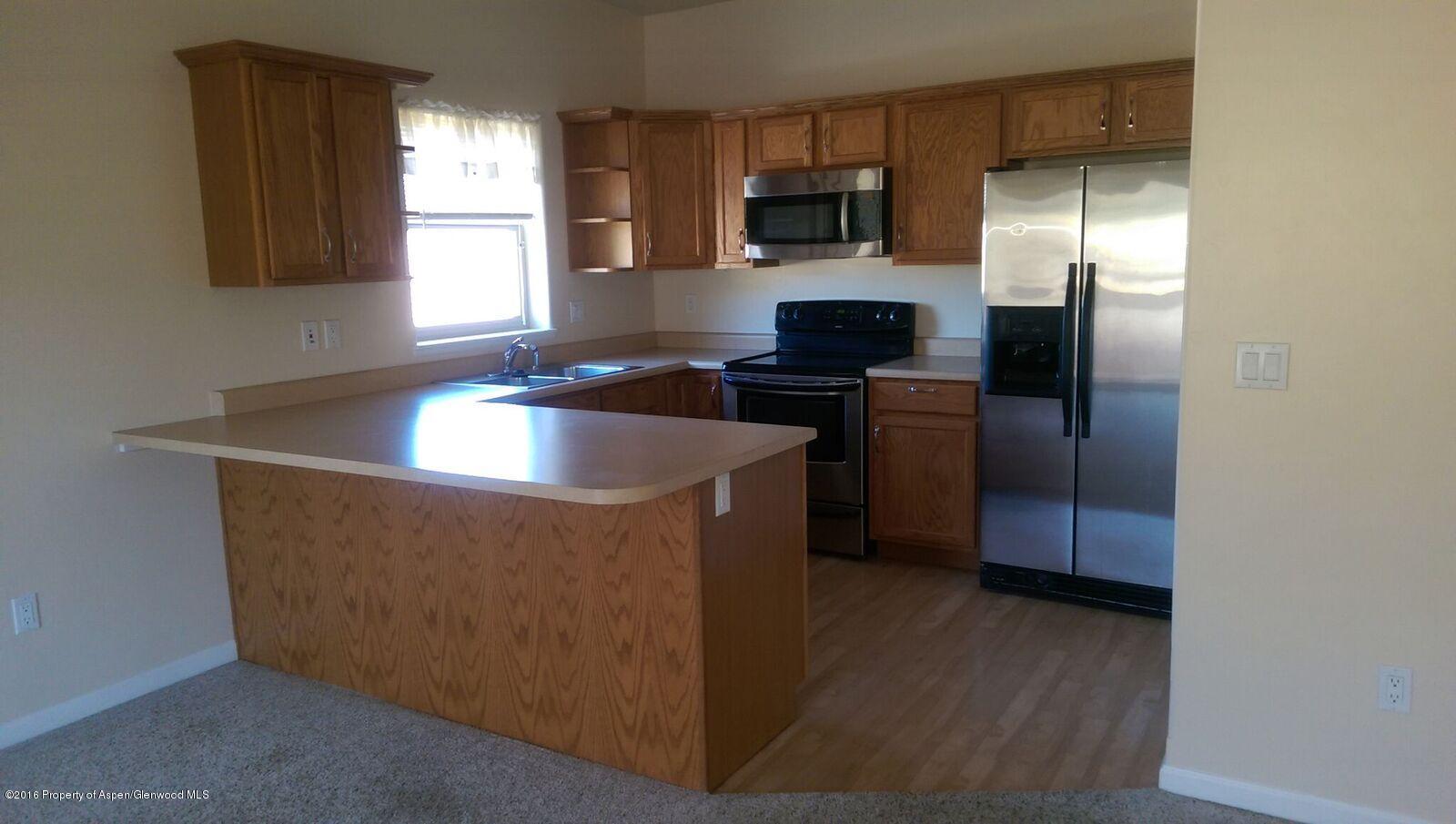 100 Castle Ridge Drive New Castle, CO 81647 - Photo 9 of 19 Kitchen