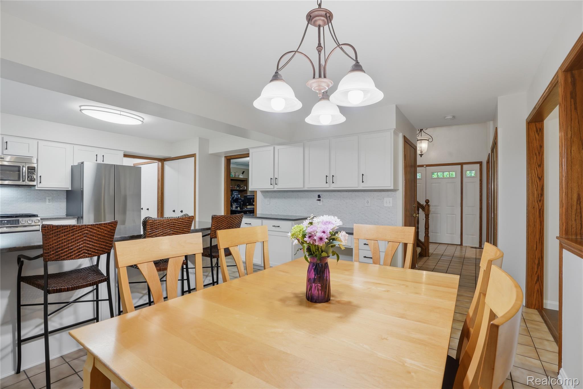 68345 Romeo Plank Road Ray, MI 48096 - Photo 21 of 52 Dining area