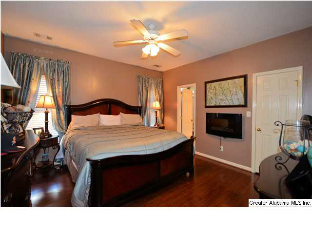 1805 Tyler Circle Leeds, AL 35094 - Photo 14 of 29